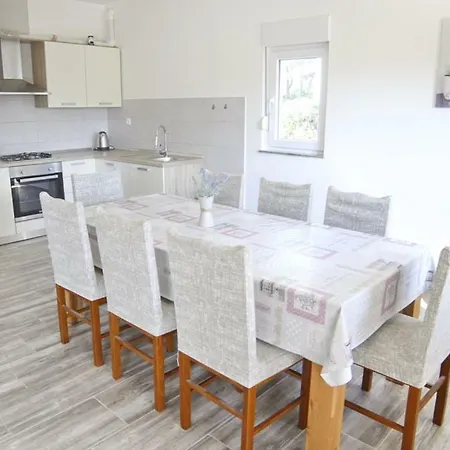 Klara Apartament Kožino